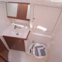 Beneteau Oceanis 48