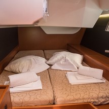 Beneteau Oceanis 48