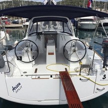 Beneteau Oceanis 38