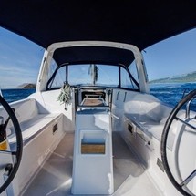 Beneteau Oceanis 38