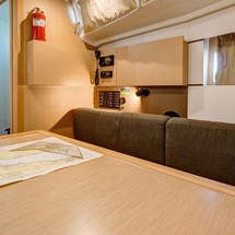 Beneteau Oceanis 38