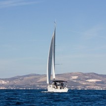 Beneteau Oceanis 38