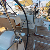 Dufour 382