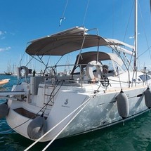 Beneteau Oceanis 54