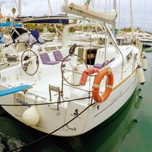 Beneteau Oceanis 38