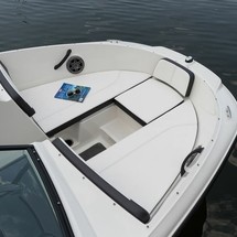 Sea ray 19 spx