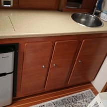 Sea ray 390 express cruiser