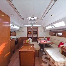 Beneteau Oceanis 50 Family