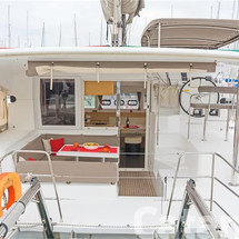 Lagoon 39