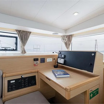 Lagoon 400 S2