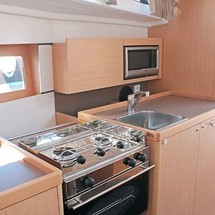 Beneteau Oceanis 38.1