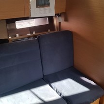 Dufour 350