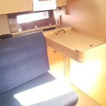 Dufour 350