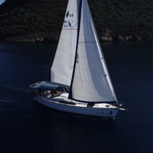 Bavaria 44
