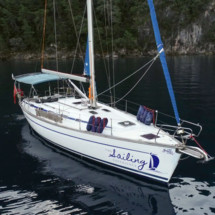 Bavaria 44