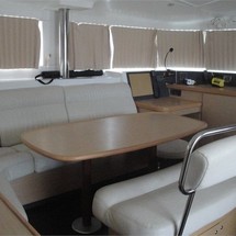 Lagoon 440