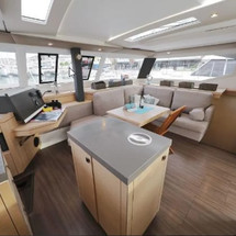 Fountaine Pajot Saona 47