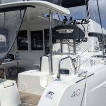 Lagoon 40