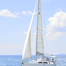 Hanse 325
