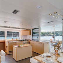 Lagoon 560