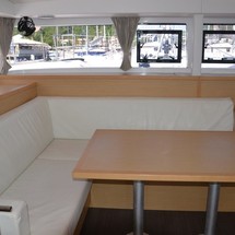Lagoon 400 S2
