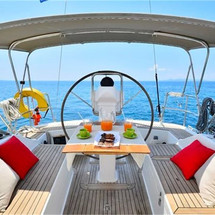 Hanse 325