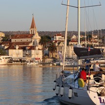 Elan 45