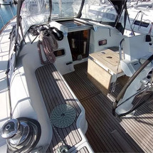 Beneteau Oceanis 37