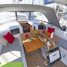 Hanse 385