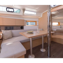 Beneteau Oceanis 38.1