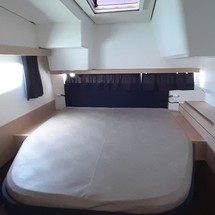 Fountaine Pajot Lucia 40