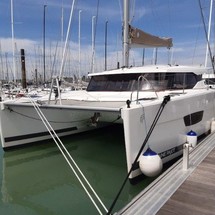 Fountaine Pajot Lucia 40