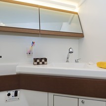 Beneteau Oceanis 46