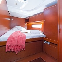 Beneteau Oceanis 51.1