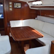 Bavaria 44
