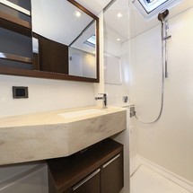 Lagoon 46