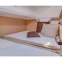 Beneteau Oceanis 38.1