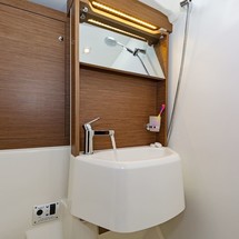 Beneteau Oceanis 51.1