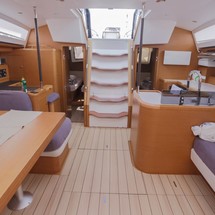 Jeanneau 57