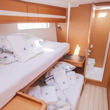 Jeanneau 57