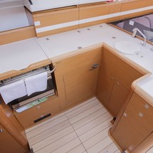 Jeanneau 57