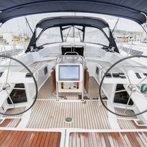 Jeanneau 57