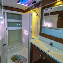 Fountaine Pajot Lucia 40