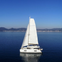 Fountaine Pajot Lucia 40