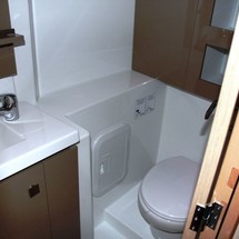 Fountaine Pajot Lucia 40