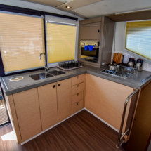 Fountaine Pajot Lucia 40
