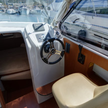 Beneteau Antares 8