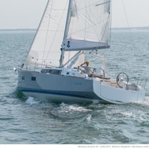 Beneteau Oceanis 38