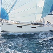 Beneteau Oceanis 38.1