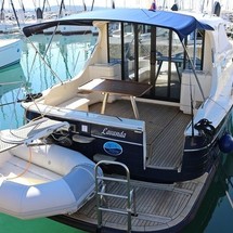 Adriana 36